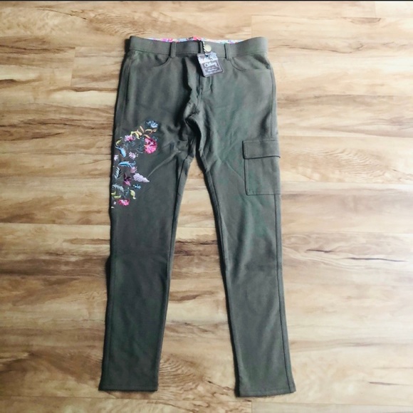 Matilda Jane floral embroidered woman’s leggings - Picture 2 of 8